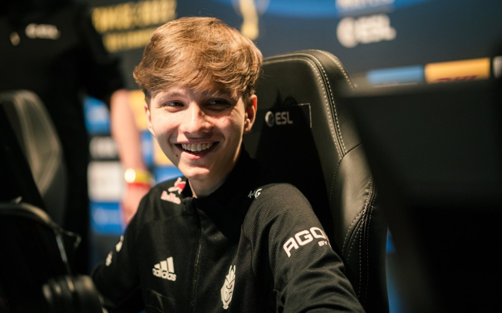 竞技体育中 竞技体育中