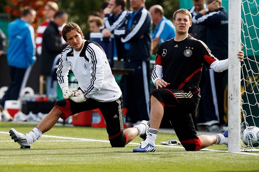 人员引援 人员引援